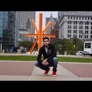 Meet your Posher, Malick